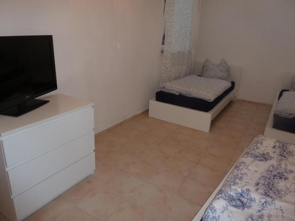 Relax Hotel Offenbach am Main Bilik gambar